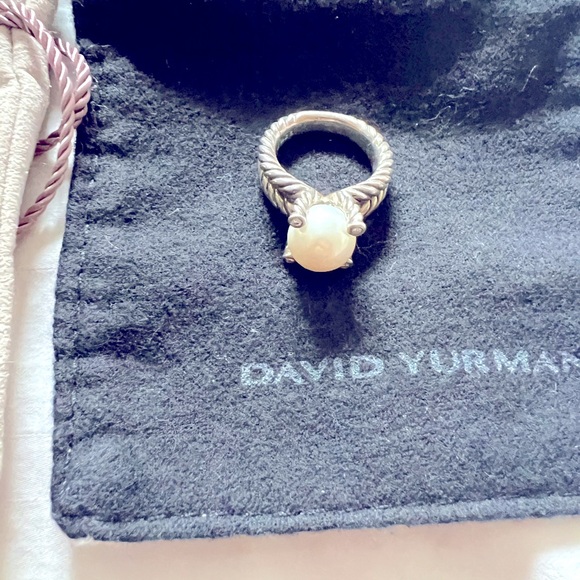 David Yurman Cable Collectibles Pearl Ring with Diamonds - Picture 4 of 4